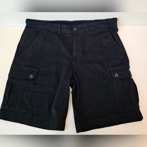St. John's Bay Black Mid-Length Cargo Shorts Sz 38